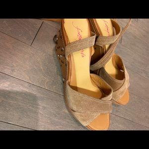 Coach Eli brown suede studded wedge size 6.5